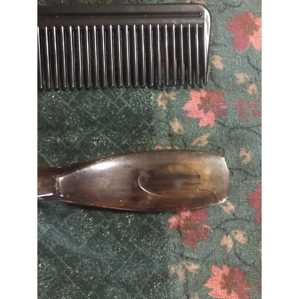 Wahl‎ Milo Barber Combs Unbranded Brush Lot
